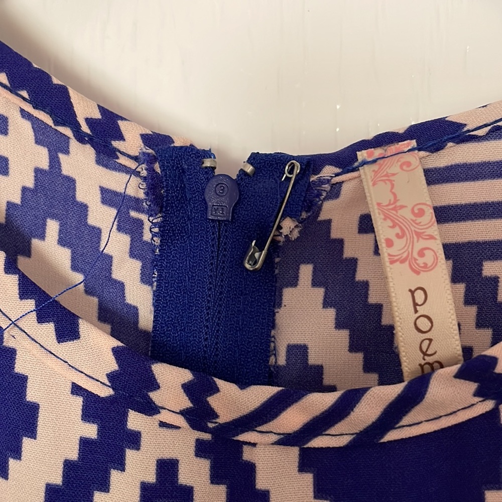 Aztec Maxi Dress - Picture 3 of 4